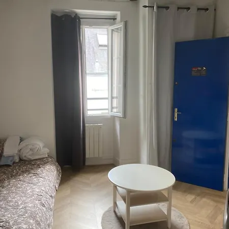 Hotel * Paryż